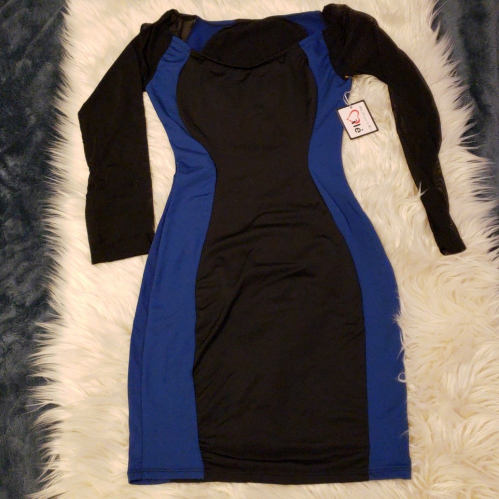 Dress - Picture 3 of 4